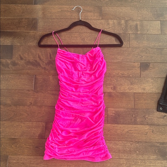 Pink Ruched Dress - Picture 3 of 5